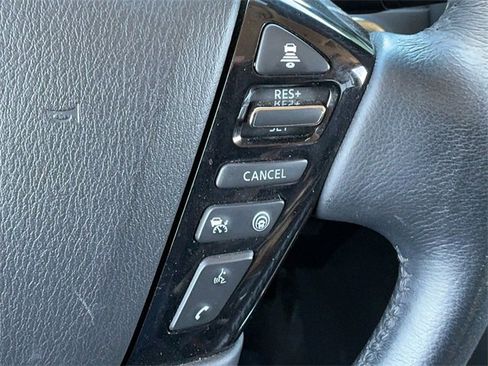 Used 2023 Nissan Armada SL w/ Captain's Chairs Package image 27