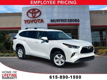 Used 2023 Toyota Highlander LE