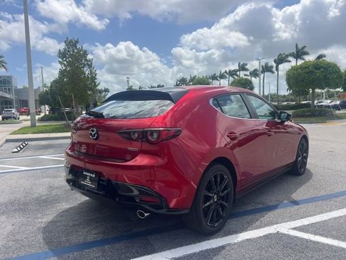 Certified 2025 MAZDA MAZDA3 s Sport image 24