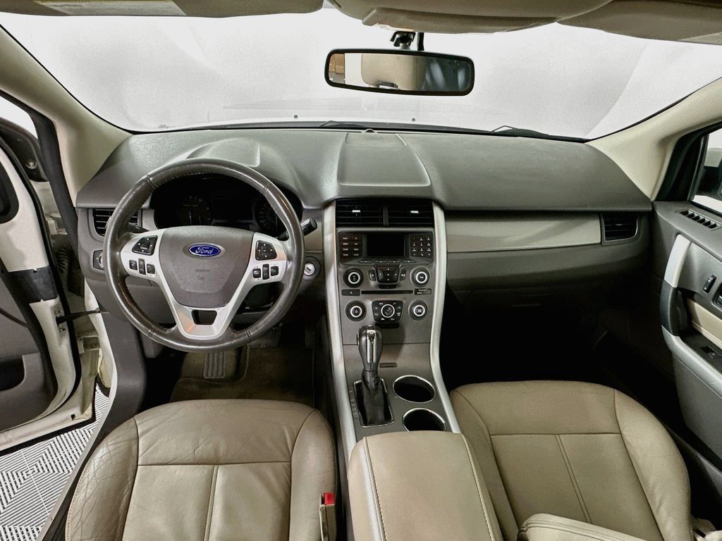 Used 2012 Ford Edge SEL FWD image 3
