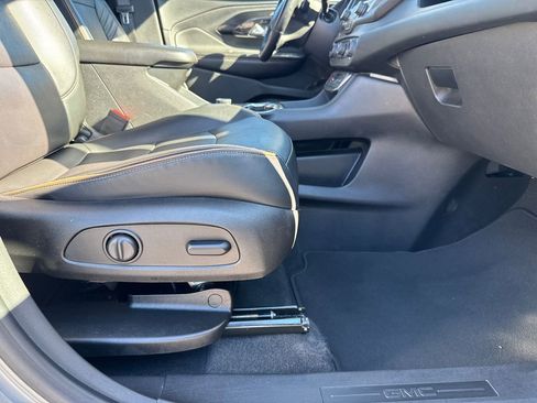 Certified 2023 GMC Terrain AT4 image 13