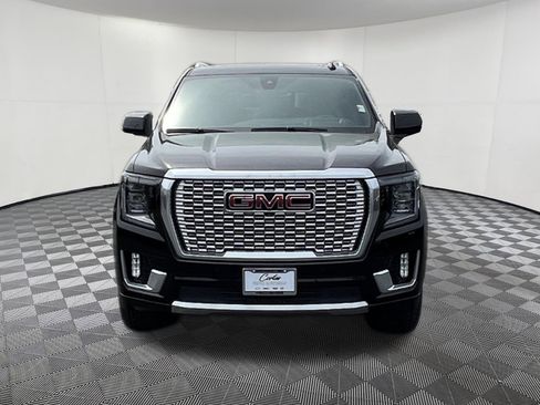 Used 2021 GMC Yukon Denali AWD/4WD image 2