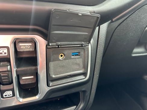 Used 2019 Jeep Wrangler Unlimited Sport S AWD/4WD image 18