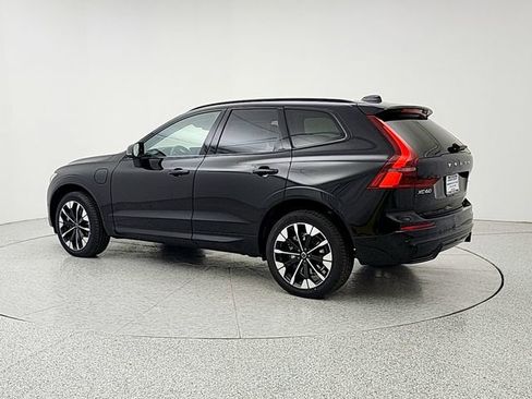 New 2026 Volvo XC60 T8 Plus w/ Climate Package AWD/4WD image 7