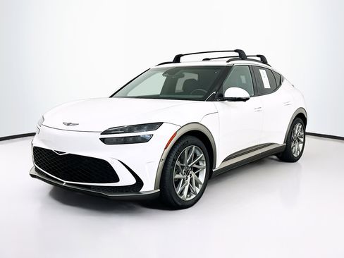 Used 2023 Genesis GV60 Advanced AWD/4WD image 3