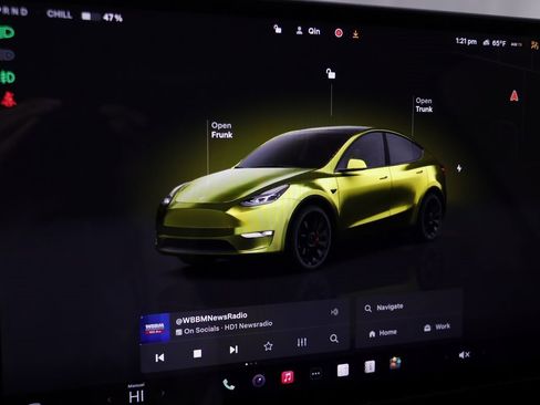 Used 2022 Tesla Model Y Performance image 7