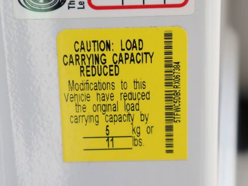 Used 2024 Toyota Tundra Limited AWD/4WD image 63