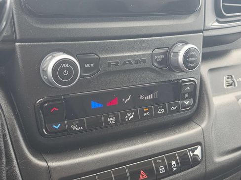 Used 2023 RAM ProMaster 1500 FWD image 26