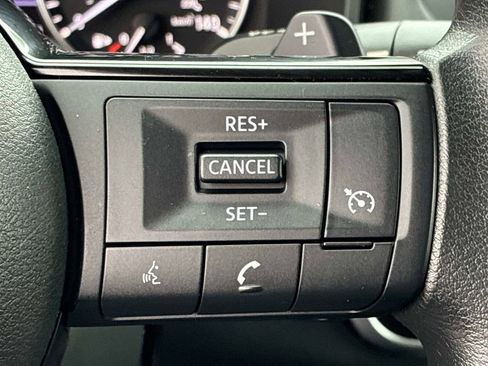 Used 2021 Nissan Rogue S image 23