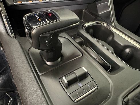 Certified 2024 GMC Sierra 1500 AT4 w/ Technology Package AWD/4WD image 36