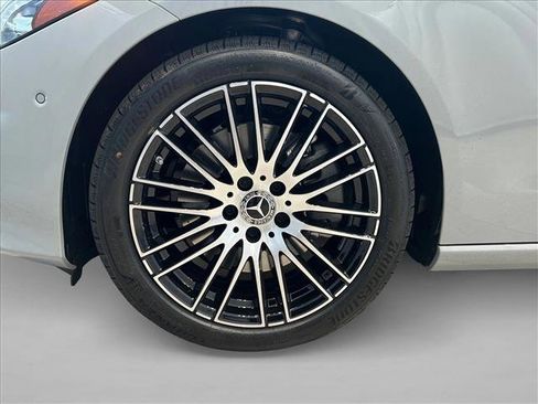 Used 2025 Mercedes-Benz C 300 4MATIC Sedan image 11