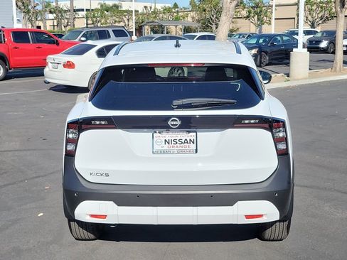 New 2026 Nissan Kicks SV FWD image 3