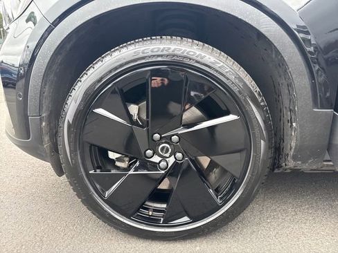 Used 2023 Volvo XC40 Recharge Ultimate AWD/4WD image 29