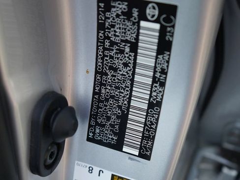Used 2015 Toyota Prius Two FWD image 8