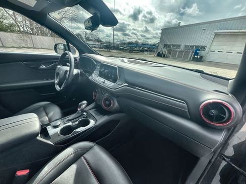 Used 2021 Chevrolet Blazer RS w/ Enhanced Convenience Package image 28