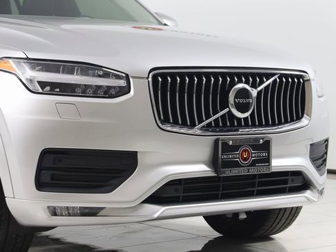 Used 2022 Volvo XC90 T6 Momentum w/ Climate Package image 43