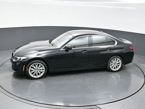 Used 2024 BMW 330e xDrive image 31