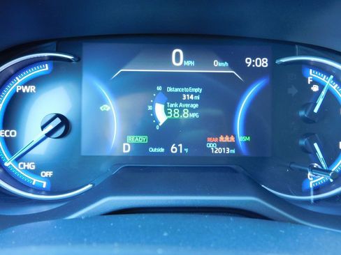 Used 2024 Toyota RAV4 XLE Premium image 11