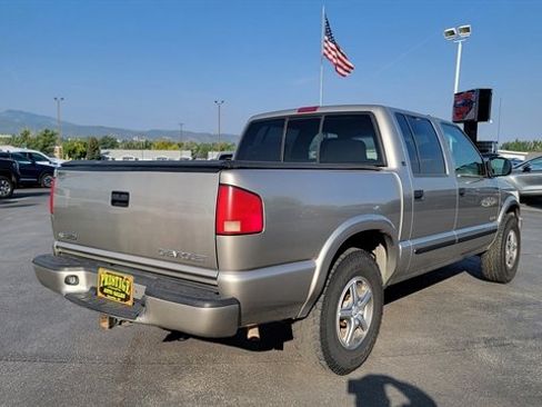 Used 2003 Chevrolet S10 Pickup LS image 5