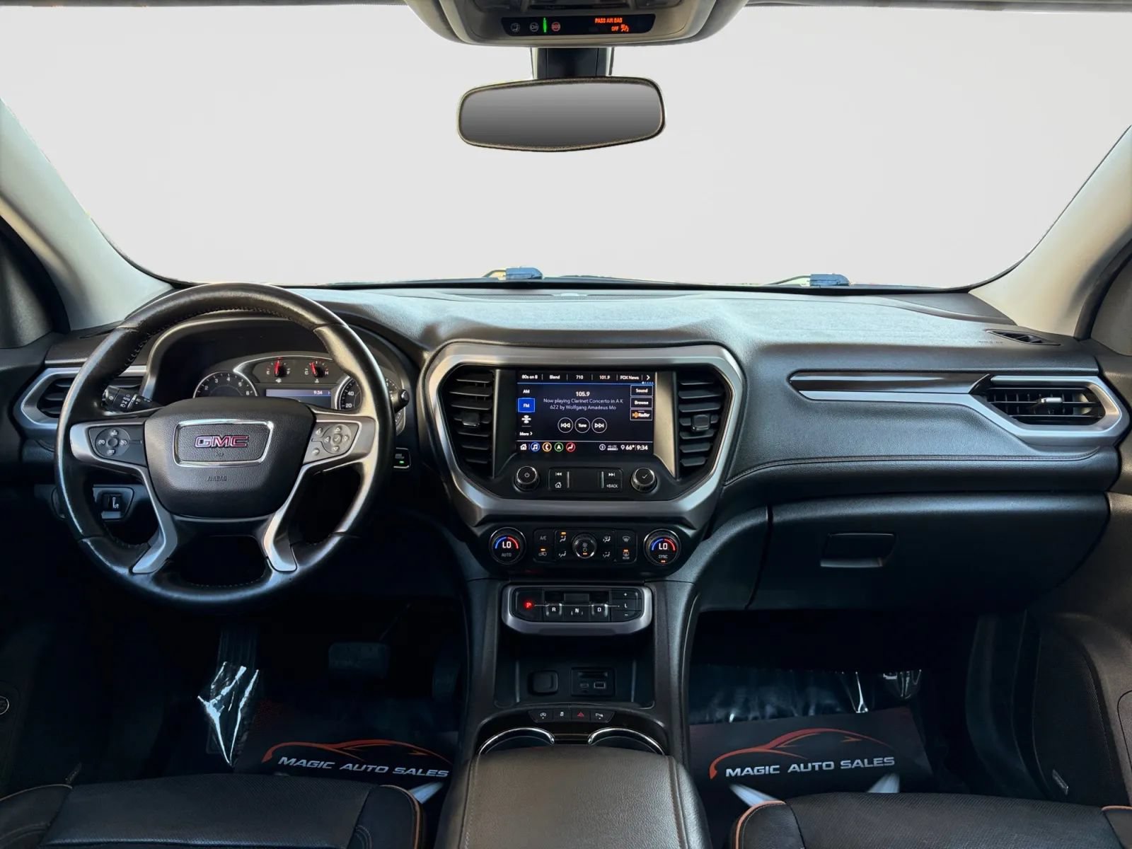 Used 2020 GMC Acadia AT4 w/ LPO, Floor Liner Package AWD/4WD image 24