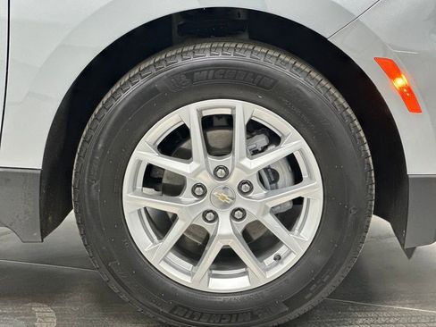 Used 2024 Chevrolet Equinox LS FWD image 26