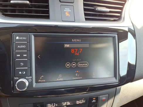 Used 2019 Nissan Sentra SV FWD image 22