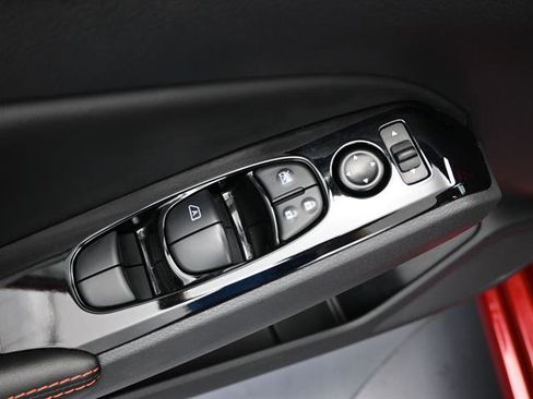 Used 2025 Nissan Altima 2.5 SR image 6