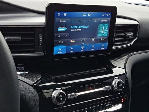 Certified 2024 Ford Explorer ST-Line w/ Class IV Trailer Tow Package image 18