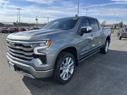 New 2026 Chevrolet Silverado 1500 High Country AWD/4WD image 3