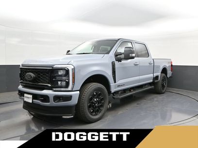 New 2026 Ford F250 Lariat w/ Black Appearance Package