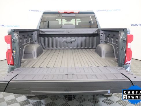 Used 2026 Chevrolet Silverado 1500 ZR2 w/ Dark Appearance Package image 9