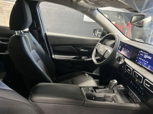 New 2026 Nissan Sentra SV w/ SV Convenience Package image 9