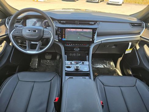 New 2026 Jeep Grand Cherokee L Limited AWD/4WD image 6