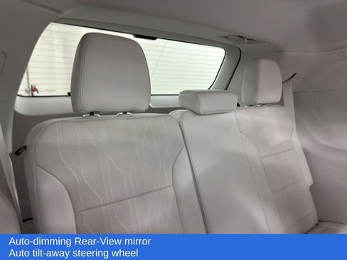 Used 2025 Buick Enclave Avenir w/ Super Cruise Package image 27