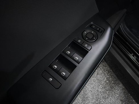 Used 2025 Kia K4 LX image 22