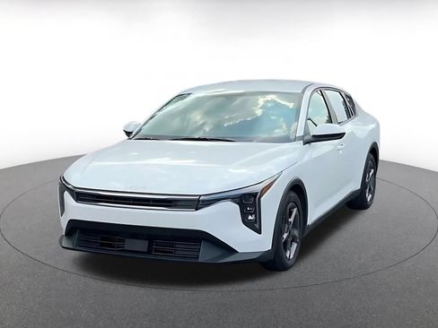 Used 2025 Kia K4 FWD image 5