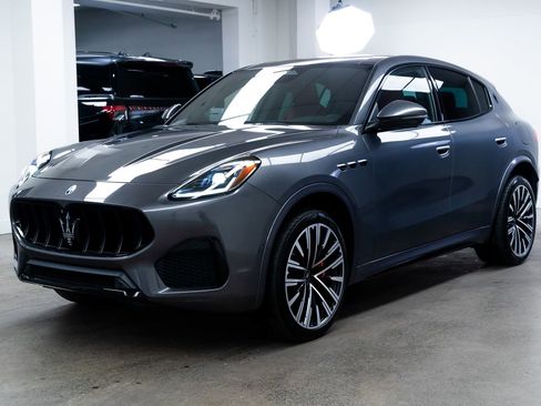 Used 2023 Maserati Grecale Modena image 3