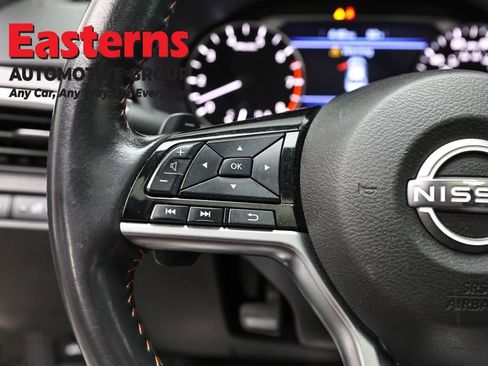 Used 2023 Nissan Altima 2.5 SR w/ SR Premium Package AWD/4WD image 15