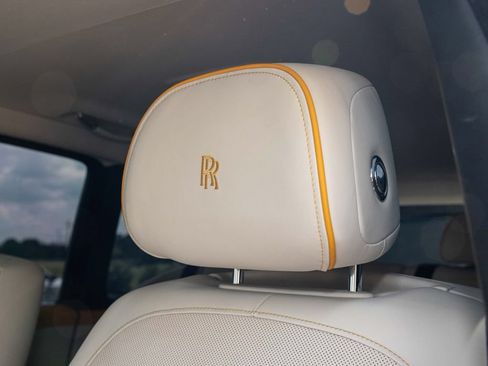 Certified 2022 Rolls-Royce Cullinan Black Badge w/ Dark Exterior Package AWD/4WD image 30