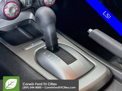 Used 2014 Chevrolet Camaro LS RWD image 10