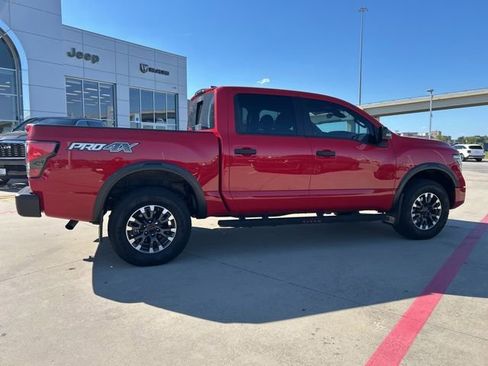 Used 2024 Nissan Titan PRO-4X w/ Pro-4x Convenience Package AWD/4WD image 13
