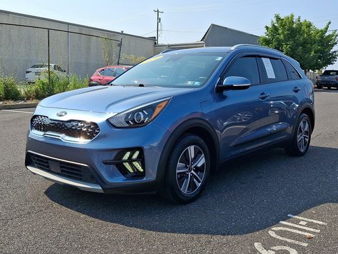 Used 2020 Kia Niro EX FWD image 3