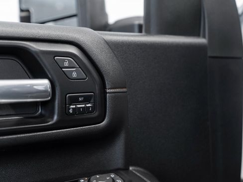 Used 2022 GMC Sierra 2500 AT4 w/ AT4 Premium Plus Package image 25