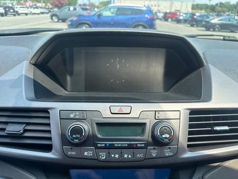 Used 2013 Honda Odyssey Touring image 13