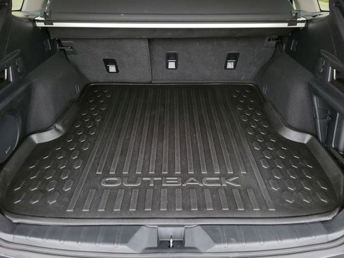 Certified 2024 Subaru Outback Limited image 11