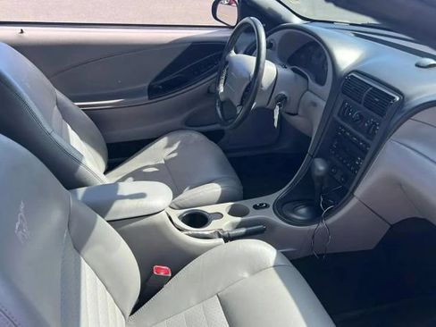 Used 2001 Ford Mustang GT RWD image 5