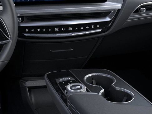 New 2026 Cadillac Lyriq Premium Luxury image 24