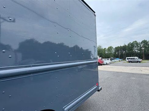 Used 2021 Ford Transit 350 DRW RWD image 14