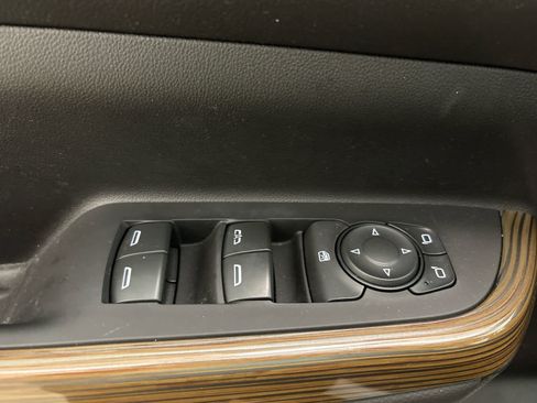 Used 2023 GMC Acadia SLE w/ Driver Convenience Package AWD/4WD image 33