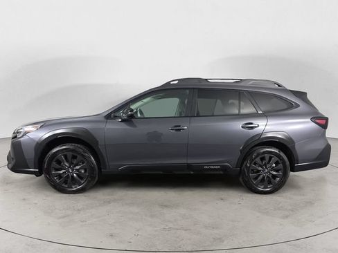 Certified 2025 Subaru Outback Onyx Edition AWD/4WD image 8